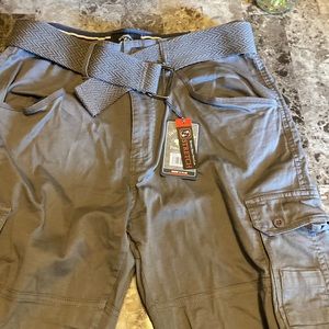 Beverly Hills Polo Club Cargo shorts. Size 34. Brand new. Never worn with tags